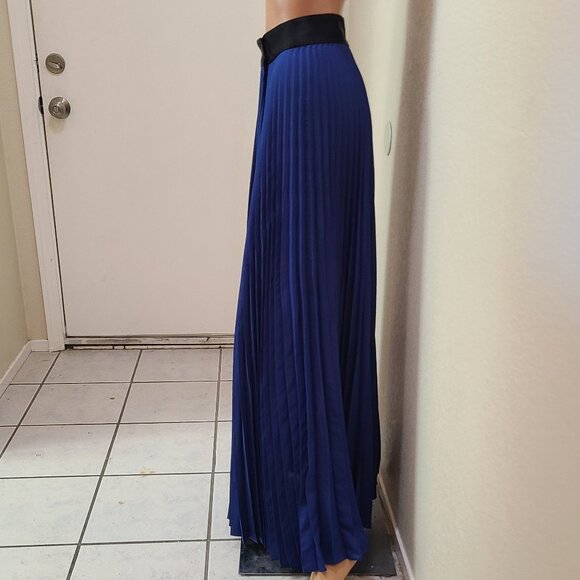 DIANE VON FURSTENBERG DVF ACCORDION PLEAT SATIN FULL-LENGTH LONG WRAP SKIRT sz 4 - Picture 2 of 3